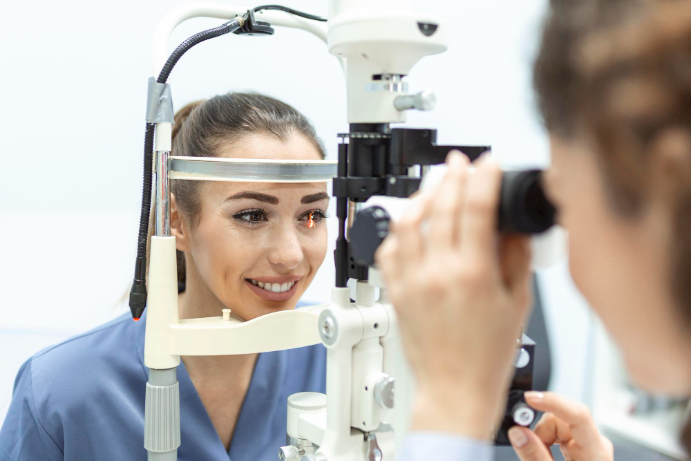 LASIK vs Cataract Surgery